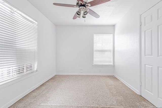 406 Bradford Ave, San Antonio, TX 78228