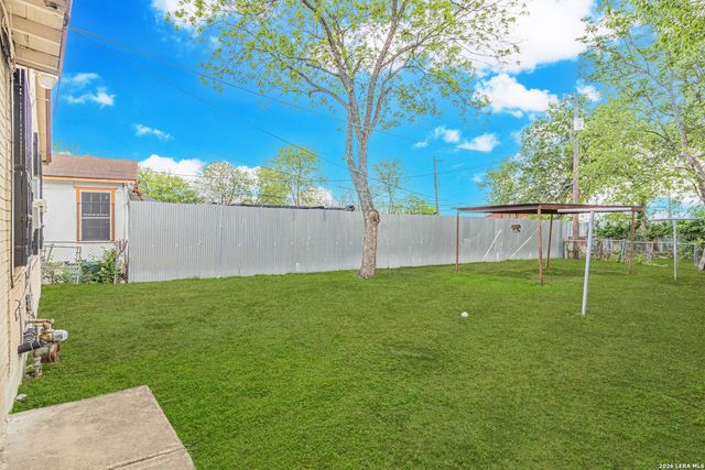 406 Bradford Ave, San Antonio, TX 78228