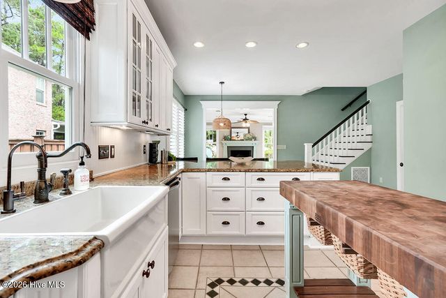 8120 Mason Ridge Lane, Wilmington, NC 28409