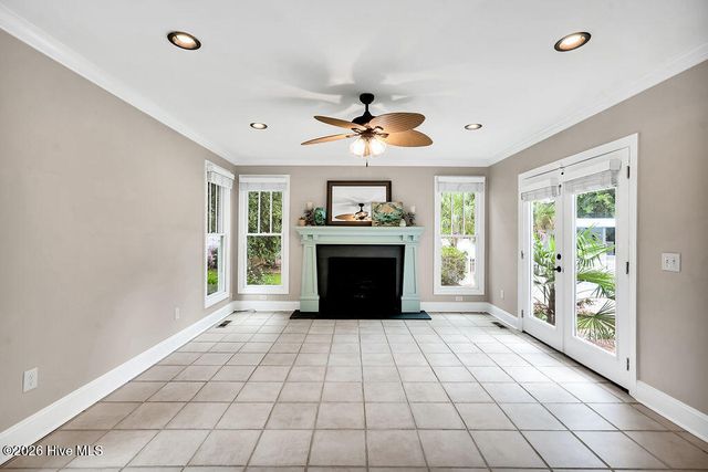 8120 Mason Ridge Lane, Wilmington, NC 28409