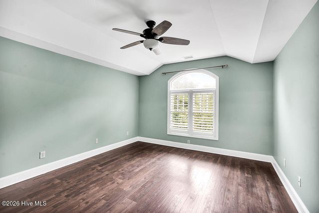 8120 Mason Ridge Lane, Wilmington, NC 28409