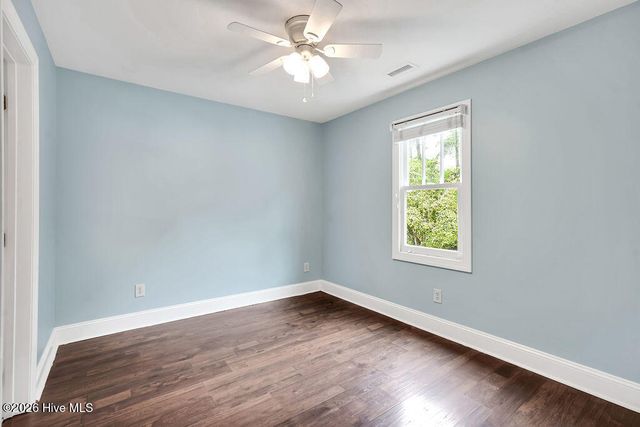 8120 Mason Ridge Lane, Wilmington, NC 28409