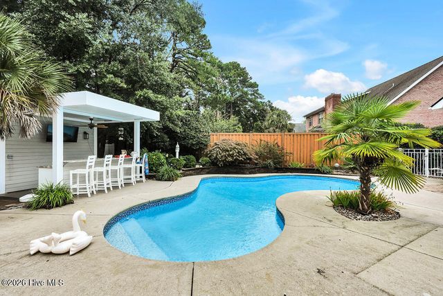 8120 Mason Ridge Lane, Wilmington, NC 28409