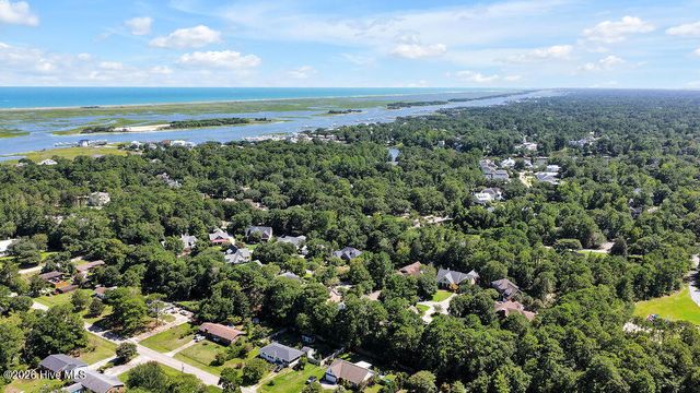 8120 Mason Ridge Lane, Wilmington, NC 28409