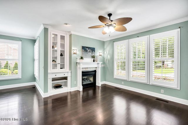 8120 Mason Ridge Lane, Wilmington, NC 28409