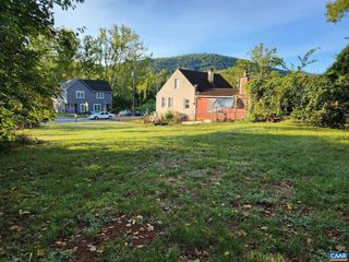 817 NASSAU ST 2, Charlottesville, VA 22902