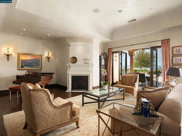 2020 Victorine Rd, Livermore, CA 94551