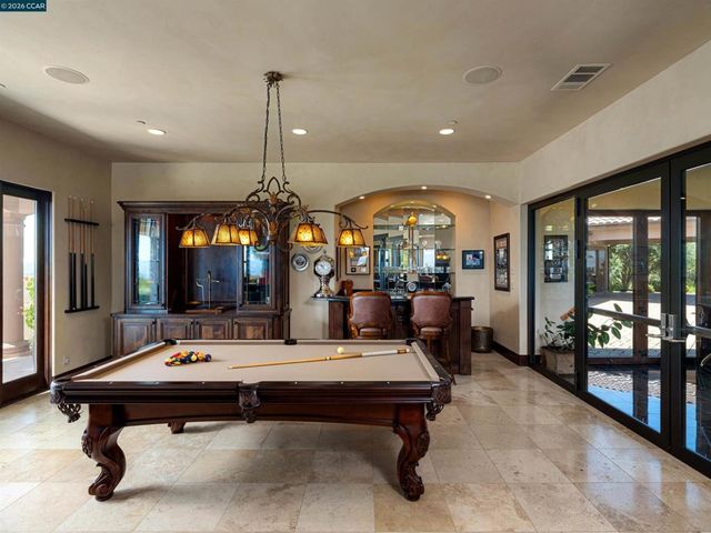 2020 Victorine Rd, Livermore, CA 94551