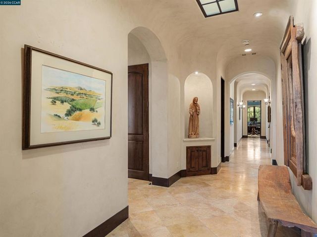 2020 Victorine Rd, Livermore, CA 94551