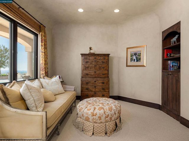 2020 Victorine Rd, Livermore, CA 94551