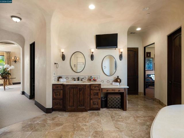 2020 Victorine Rd, Livermore, CA 94551