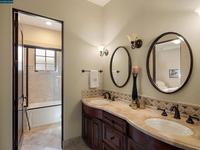 2020 Victorine Rd, Livermore, CA 94551