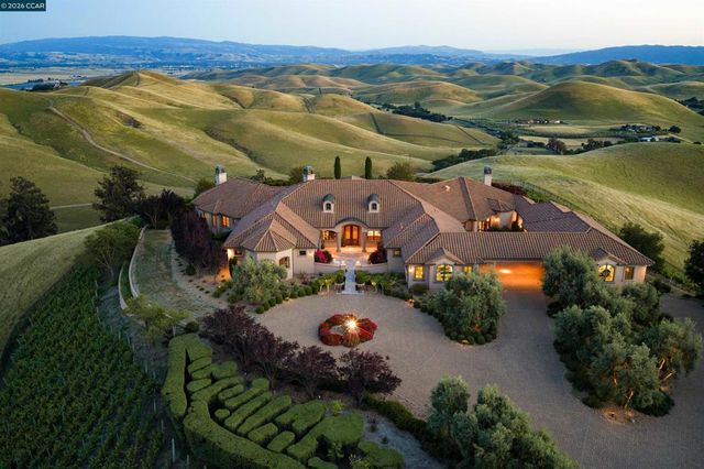 2020 Victorine Rd, Livermore, CA 94551
