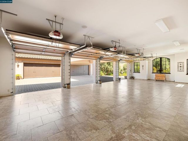 2020 Victorine Rd, Livermore, CA 94551