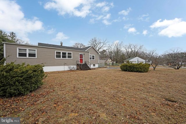 15 SPRING ST, Pine Hill, NJ 08021