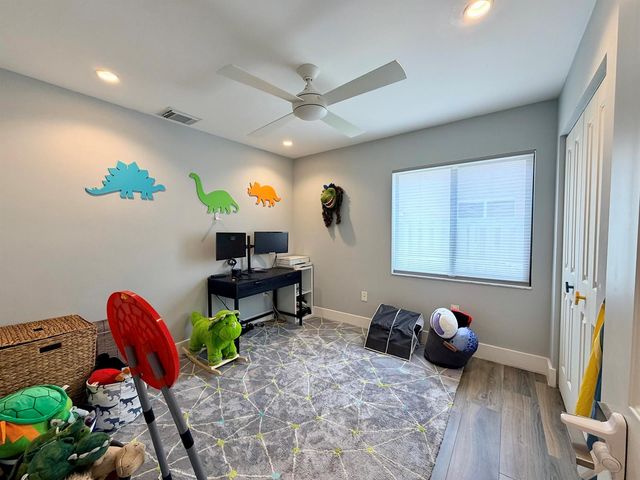 1341 NW WHITE STONE Way, Davie, FL 33325