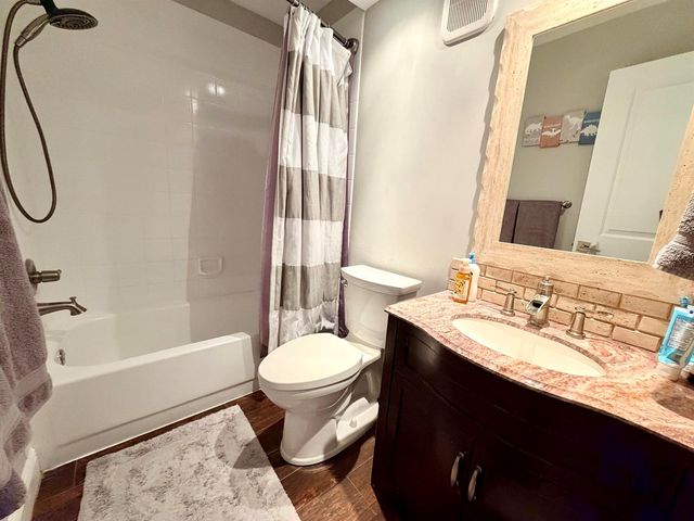 1341 NW WHITE STONE Way, Davie, FL 33325