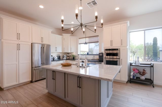 14604 E PEAK VIEW Road, Scottsdale, AZ 85262