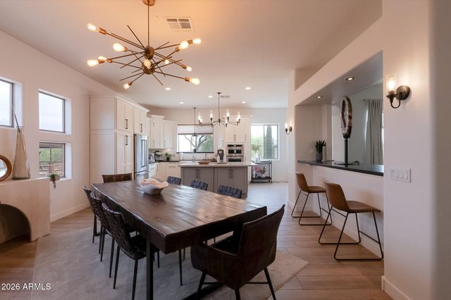14604 E PEAK VIEW Road, Scottsdale, AZ 85262