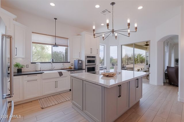 14604 E PEAK VIEW Road, Scottsdale, AZ 85262