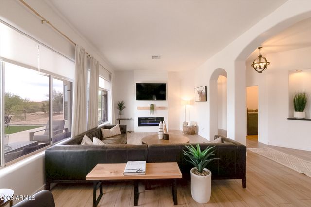 14604 E PEAK VIEW Road, Scottsdale, AZ 85262