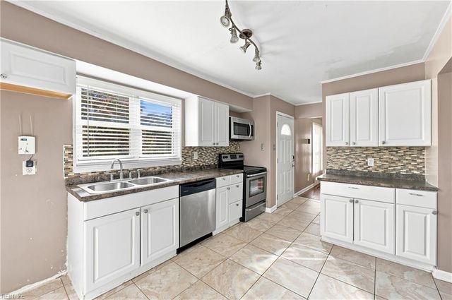 1245 Great Bridge BLVD, Chesapeake, VA 23320