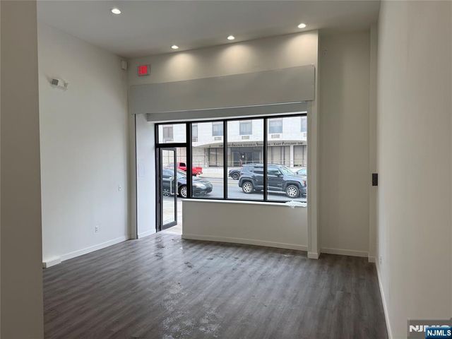 225-233 Central Avenue Store 3, East Orange, NJ 07018