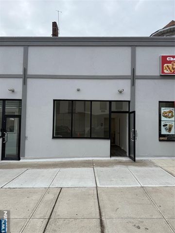225-233 Central Avenue Store 3, East Orange, NJ 07018