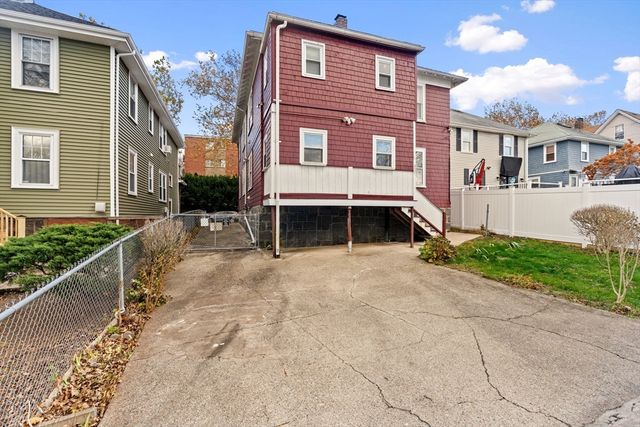 7 Rockwell 1, Boston, MA 02124