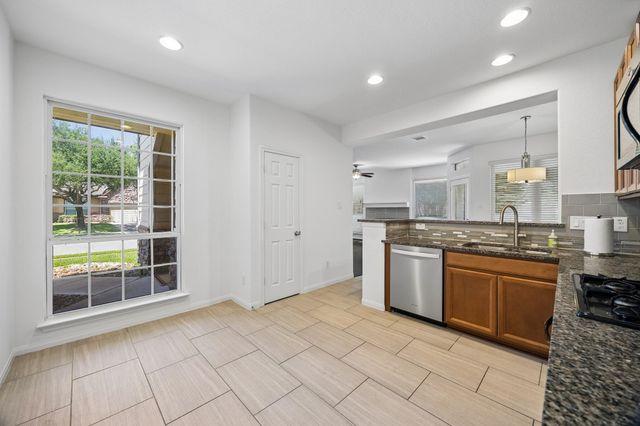 7926 Glenn Cliff Drive, Houston, TX 77064