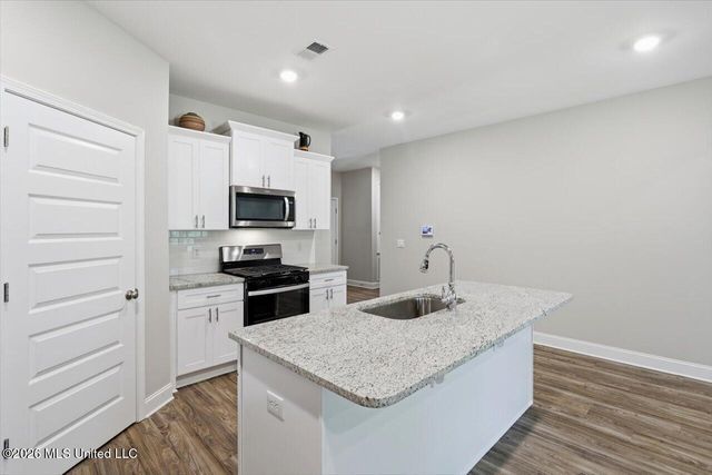 125 Shiloh Parkway Drive, Brandon, MS 39042