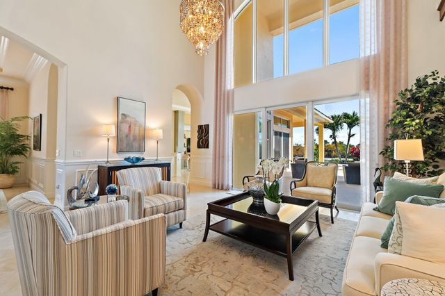 1715 W Hemingway Drive, Juno Beach, FL 33408