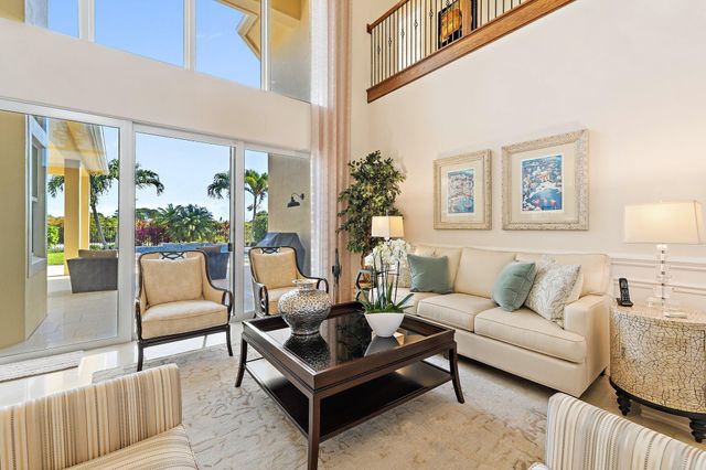 1715 W Hemingway Drive, Juno Beach, FL 33408