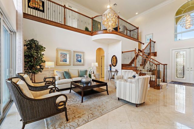 1715 W Hemingway Drive, Juno Beach, FL 33408