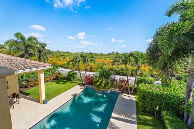 1715 W Hemingway Drive, Juno Beach, FL 33408