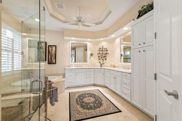 1715 W Hemingway Drive, Juno Beach, FL 33408