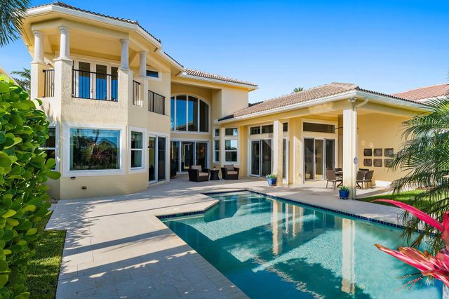 1715 W Hemingway Drive, Juno Beach, FL 33408