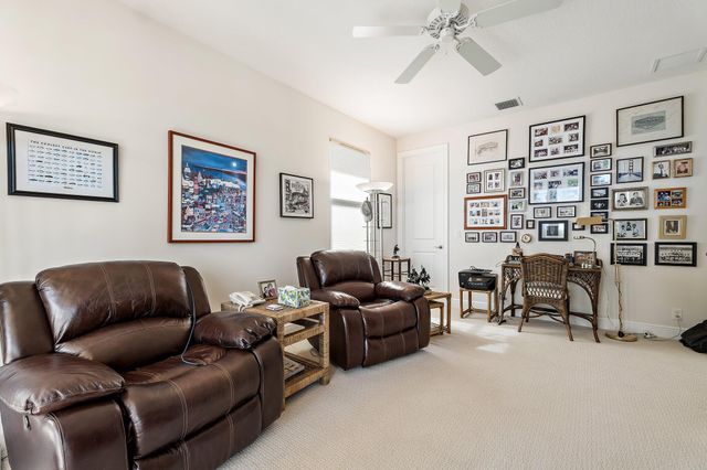 1715 W Hemingway Drive, Juno Beach, FL 33408