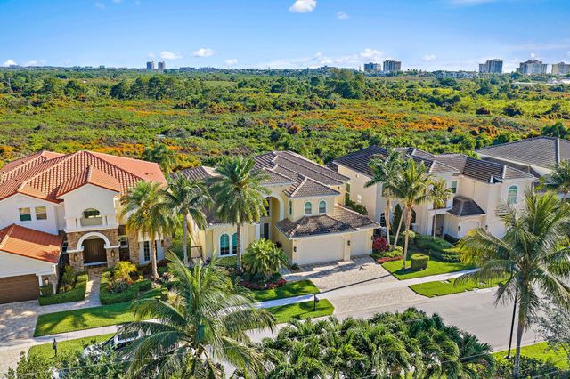 1715 W Hemingway Drive, Juno Beach, FL 33408