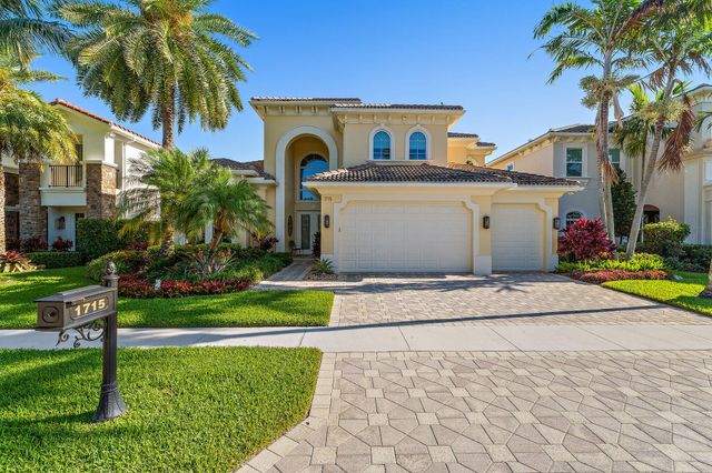 1715 W Hemingway Drive, Juno Beach, FL 33408