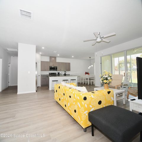 241 Saint Andre Boulevard SW, Palm Bay, FL 32908