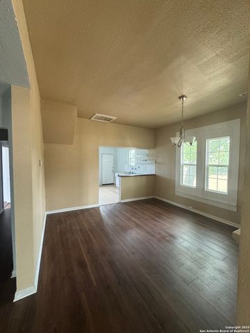 923 saint anthony, San Antonio, TX 78210