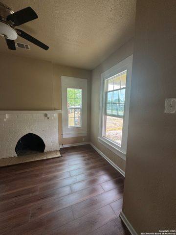 923 saint anthony, San Antonio, TX 78210