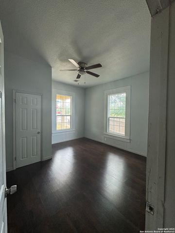 923 saint anthony, San Antonio, TX 78210