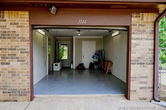 1146 N 4270 Road, Hugo, OK 74743