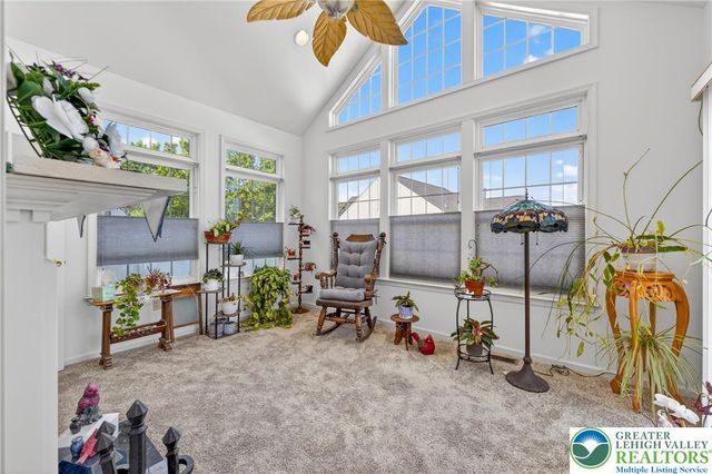 1330 Briarwood Lane, Forks Twp, PA 18040