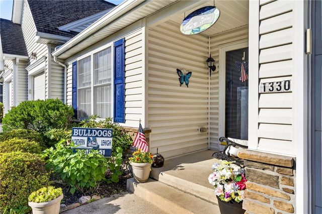 1330 Briarwood Lane, Forks Twp, PA 18040