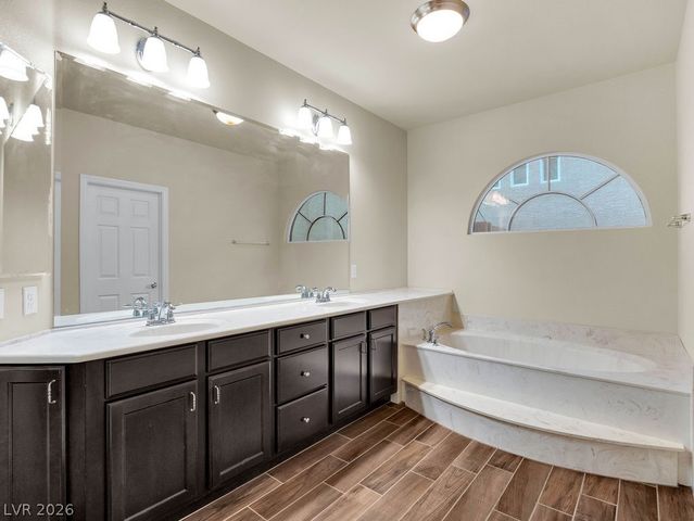 6465 Grande River Court, Las Vegas, NV 89139