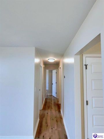 113 Sharon Court, Elizabethtown, KY 42701