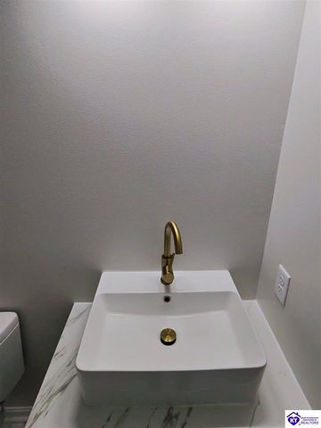 113 Sharon Court, Elizabethtown, KY 42701